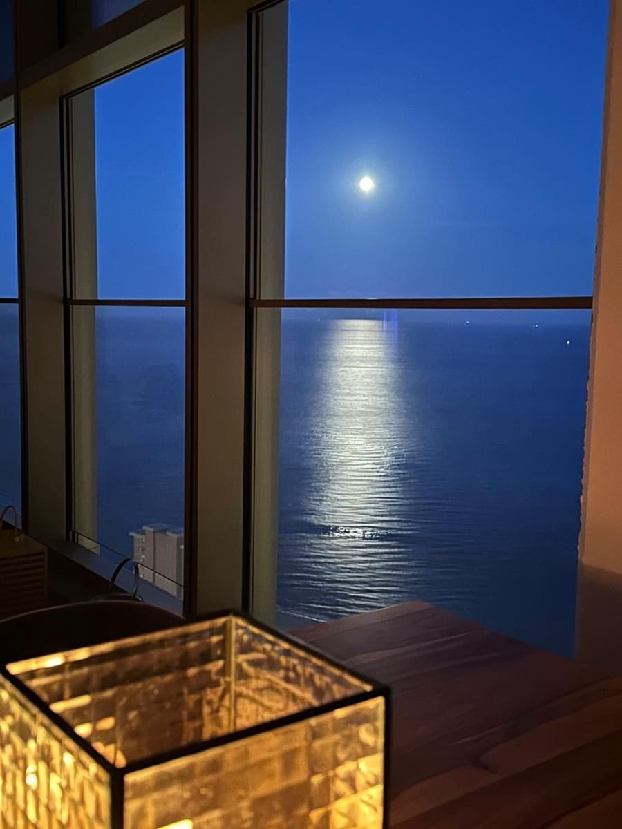 2 soverom Leilighet til salgs i Benidorm med svømmebasseng garasje - € 749 000 (Ref: 9108467)