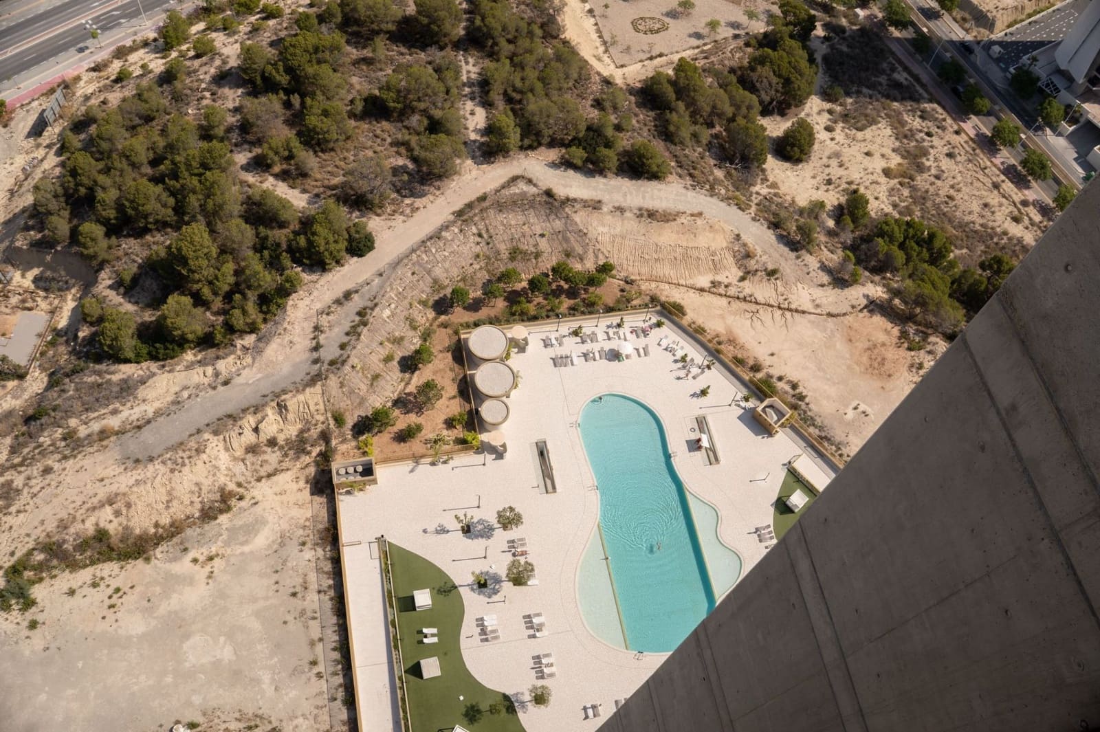 2 soverom Leilighet til salgs i Benidorm med svømmebasseng garasje - € 749 000 (Ref: 9108467)