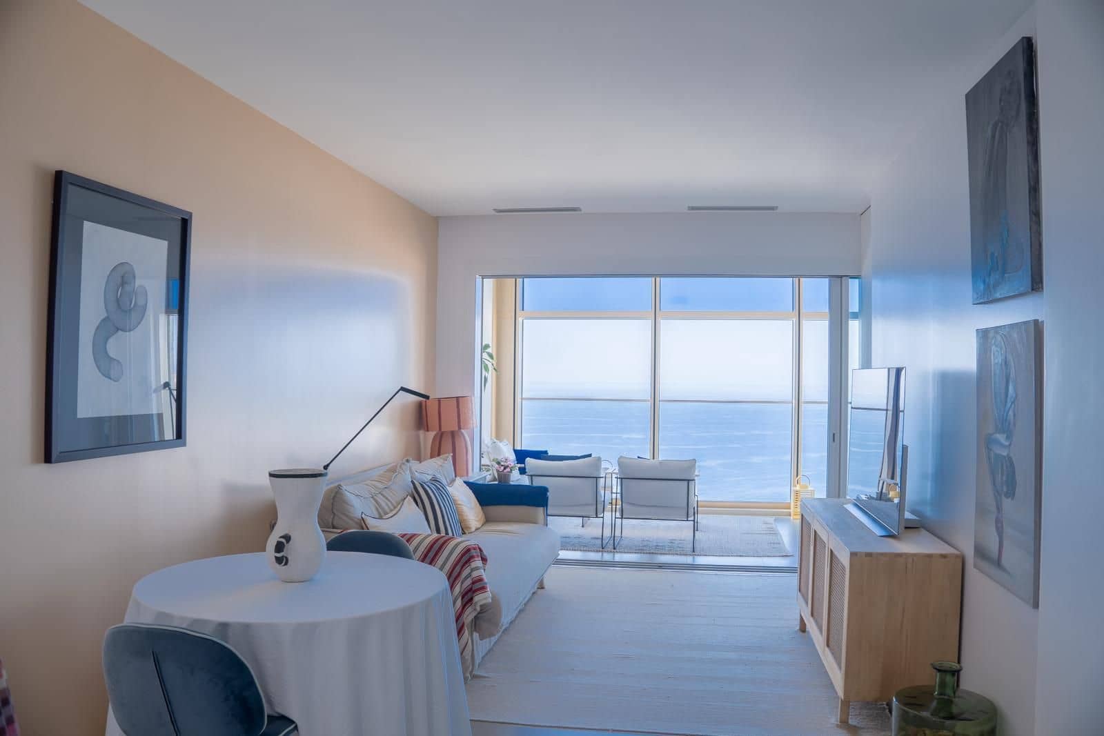 2 soverom Leilighet til salgs i Benidorm med svømmebasseng garasje - € 749 000 (Ref: 9108467)