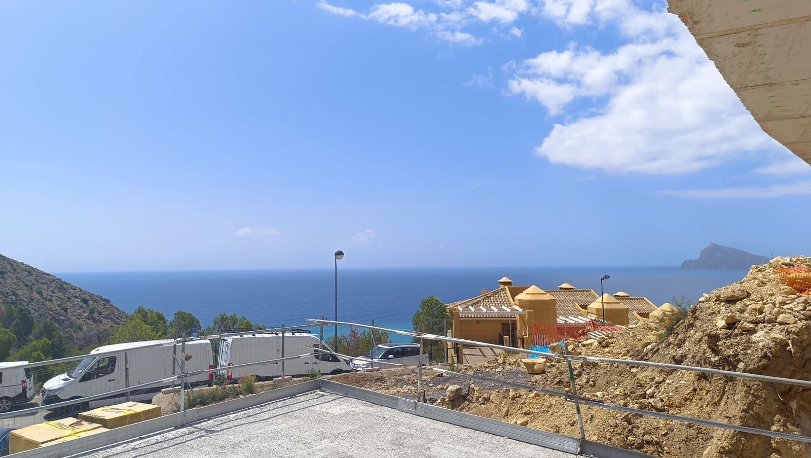 2 bedroom Apartment for sale in Calpe / Calp with pool garage - € 475,000 (Ref: 9173224)