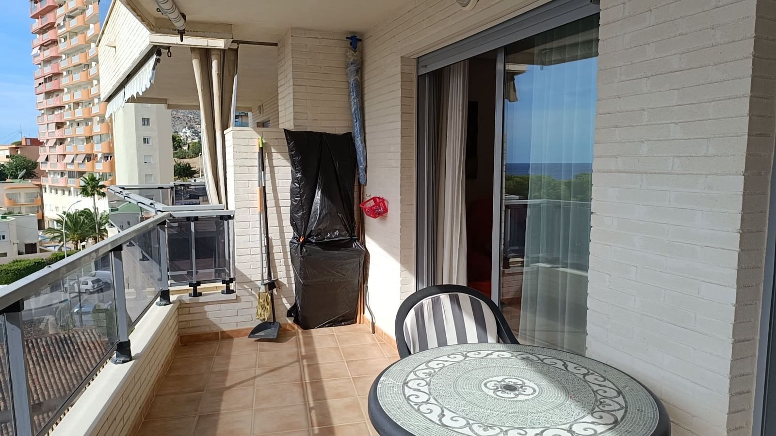 2 bedroom Apartment for sale in Calpe / Calp with pool garage - € 350,000 (Ref: 9202224)