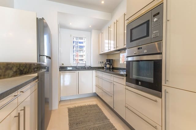 2 bedroom Apartment for sale in Calpe / Calp - € 875,000 (Ref: 9303099)