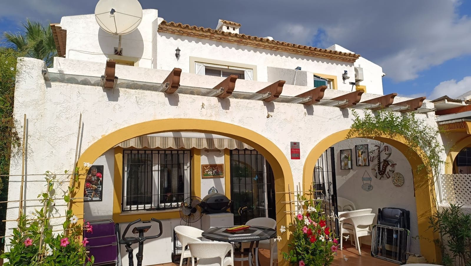 3 soveværelse Bungalow til salg i Calpe / Calp med swimmingpool garage - € 350.000 (Ref: 9326031)