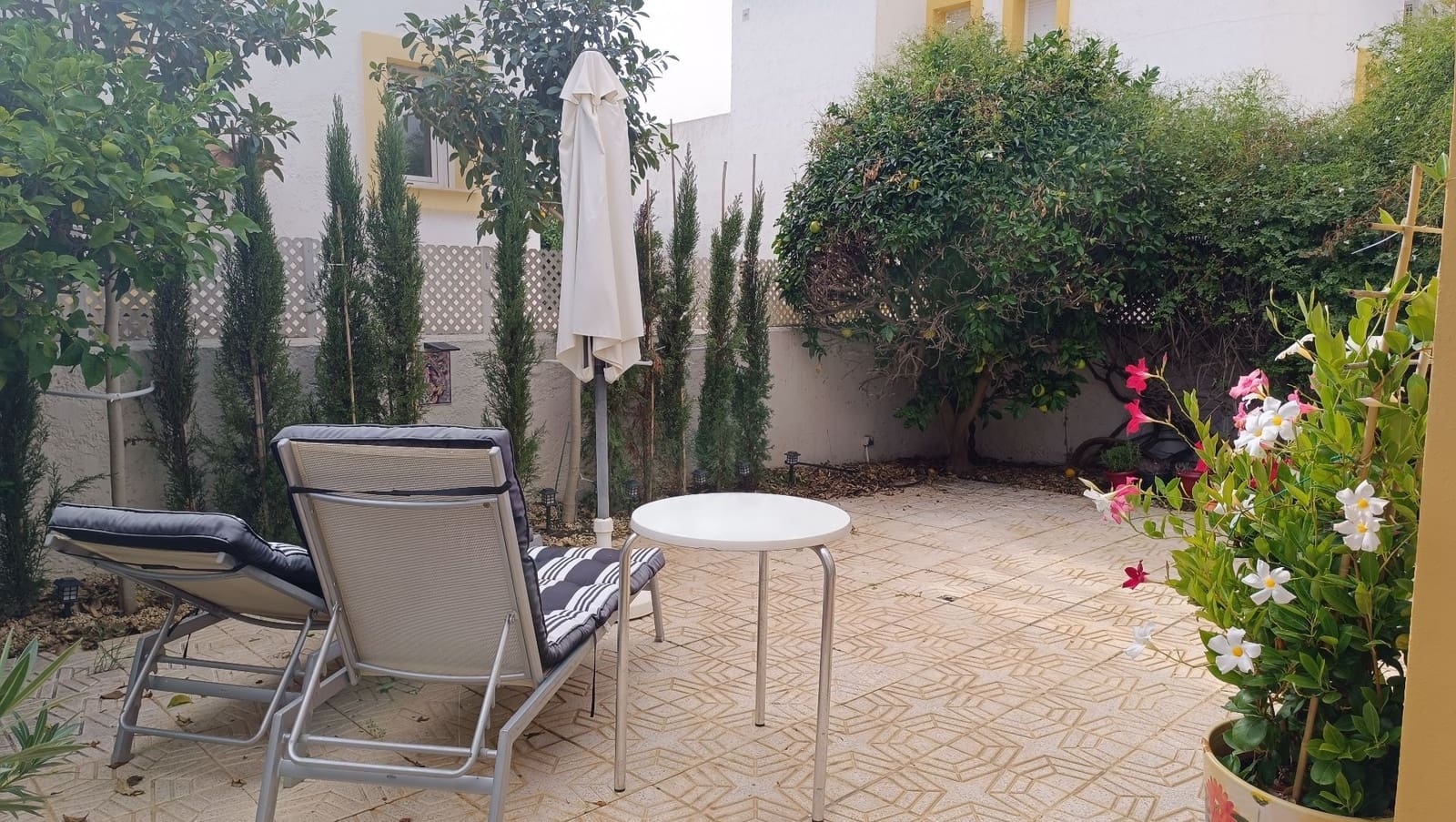 3 soveværelse Bungalow til salg i Calpe / Calp med swimmingpool garage - € 350.000 (Ref: 9326031)