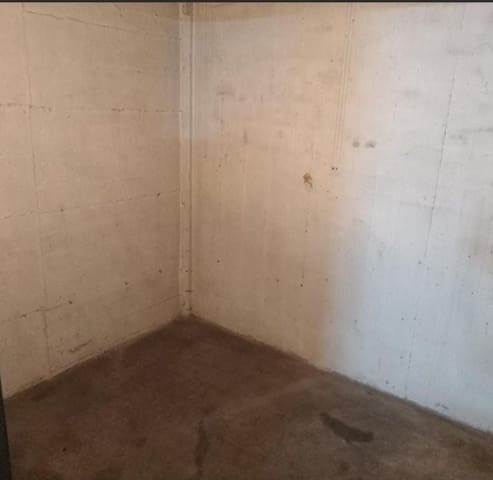 Garasje til salgs i Calpe / Calp - € 30 000 (Ref: 9415675)