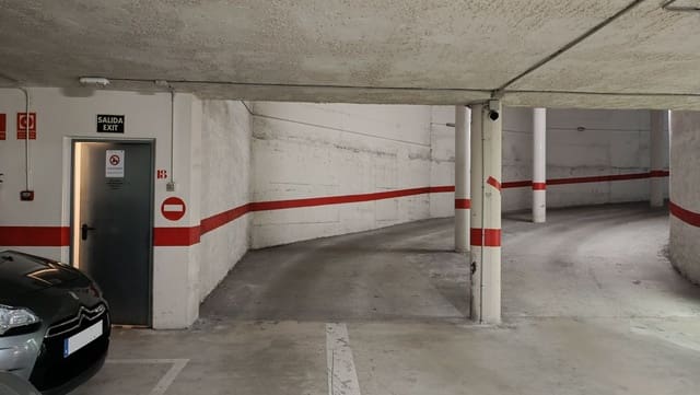 Garasje til salgs i Calpe / Calp - € 30 000 (Ref: 9415675)