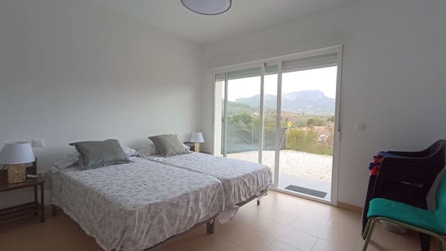 3 chambre Villa/Maison Semi-Mitoyenne à vendre à Calpe / Calp avec piscine garage - 280 000 € (Ref: 9451703)