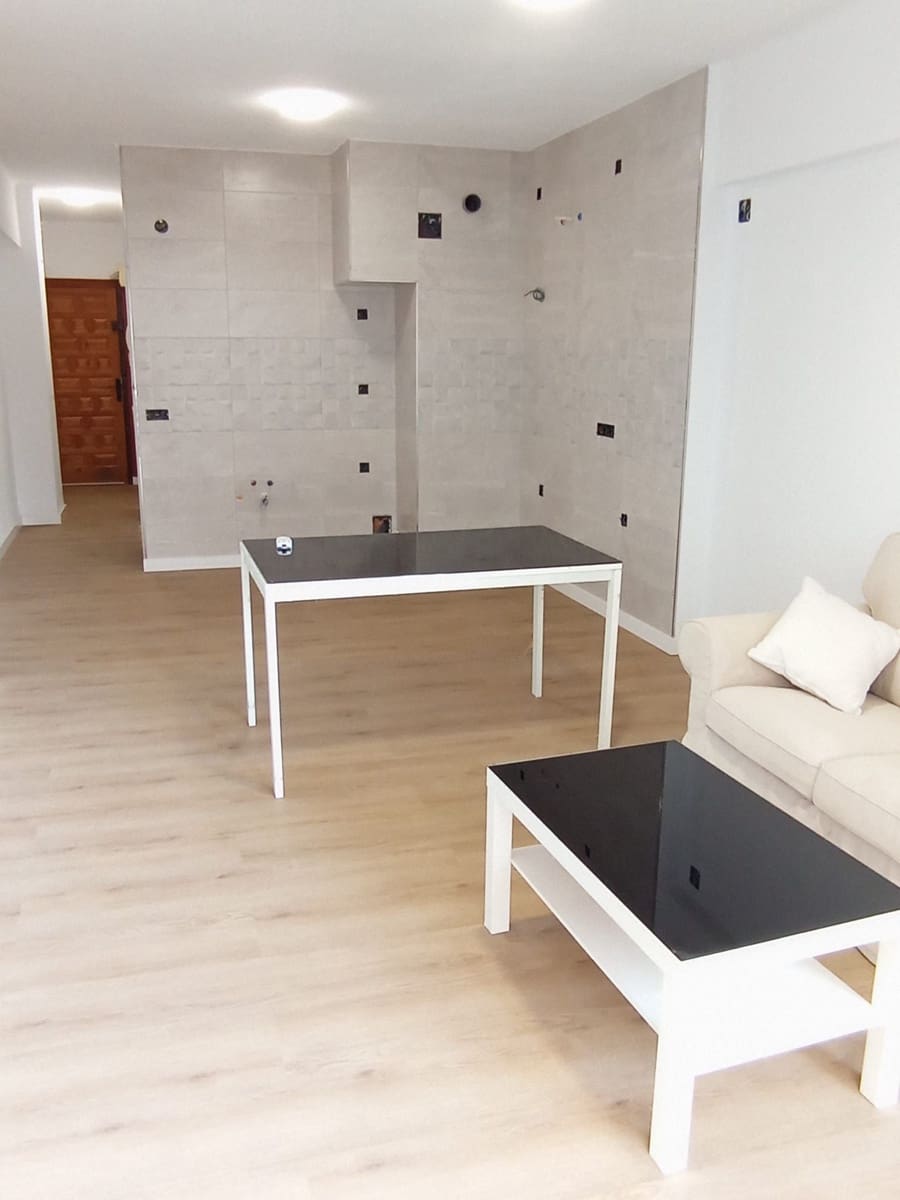 1 sovrum Lägenhet till salu i Calpe / Calp - 196 000 € (Ref: 9451705)