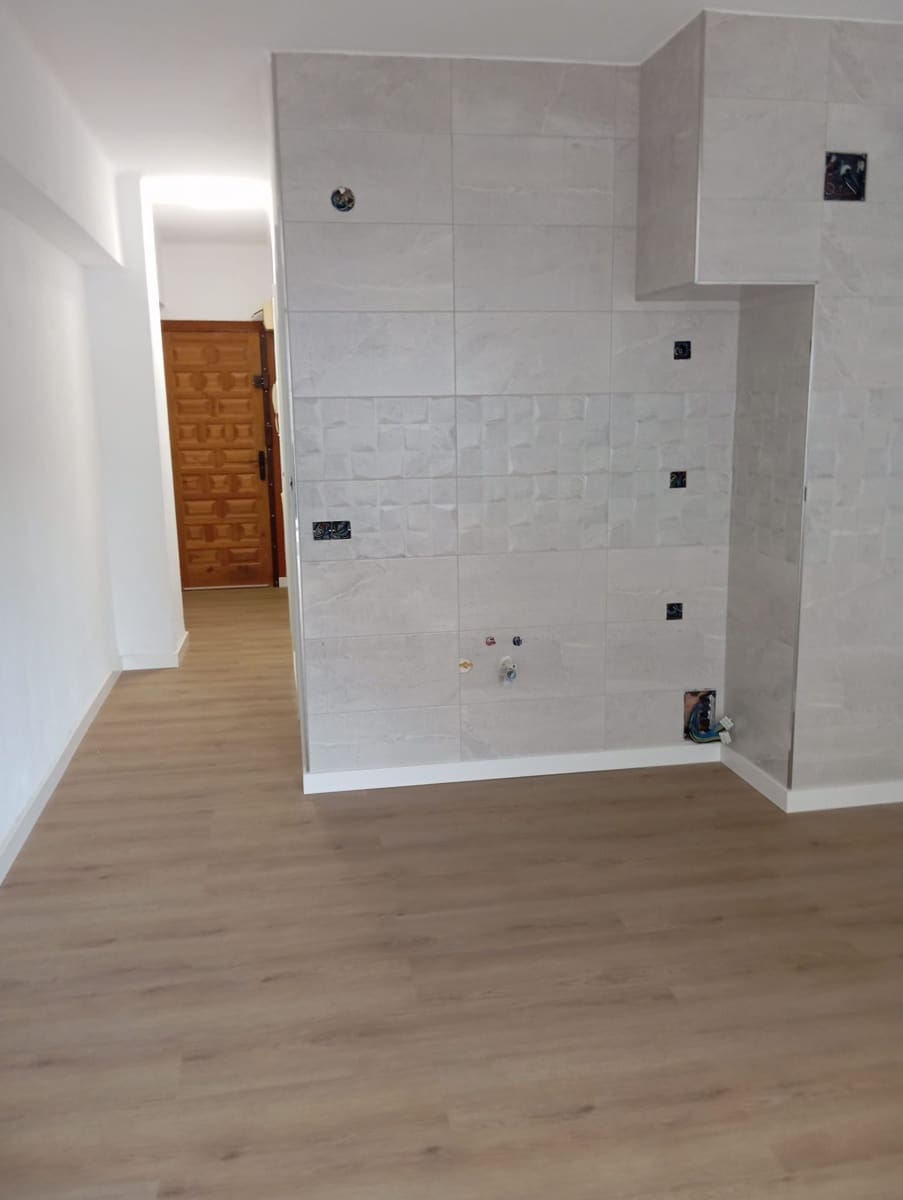 1 sovrum Lägenhet till salu i Calpe / Calp - 196 000 € (Ref: 9451705)