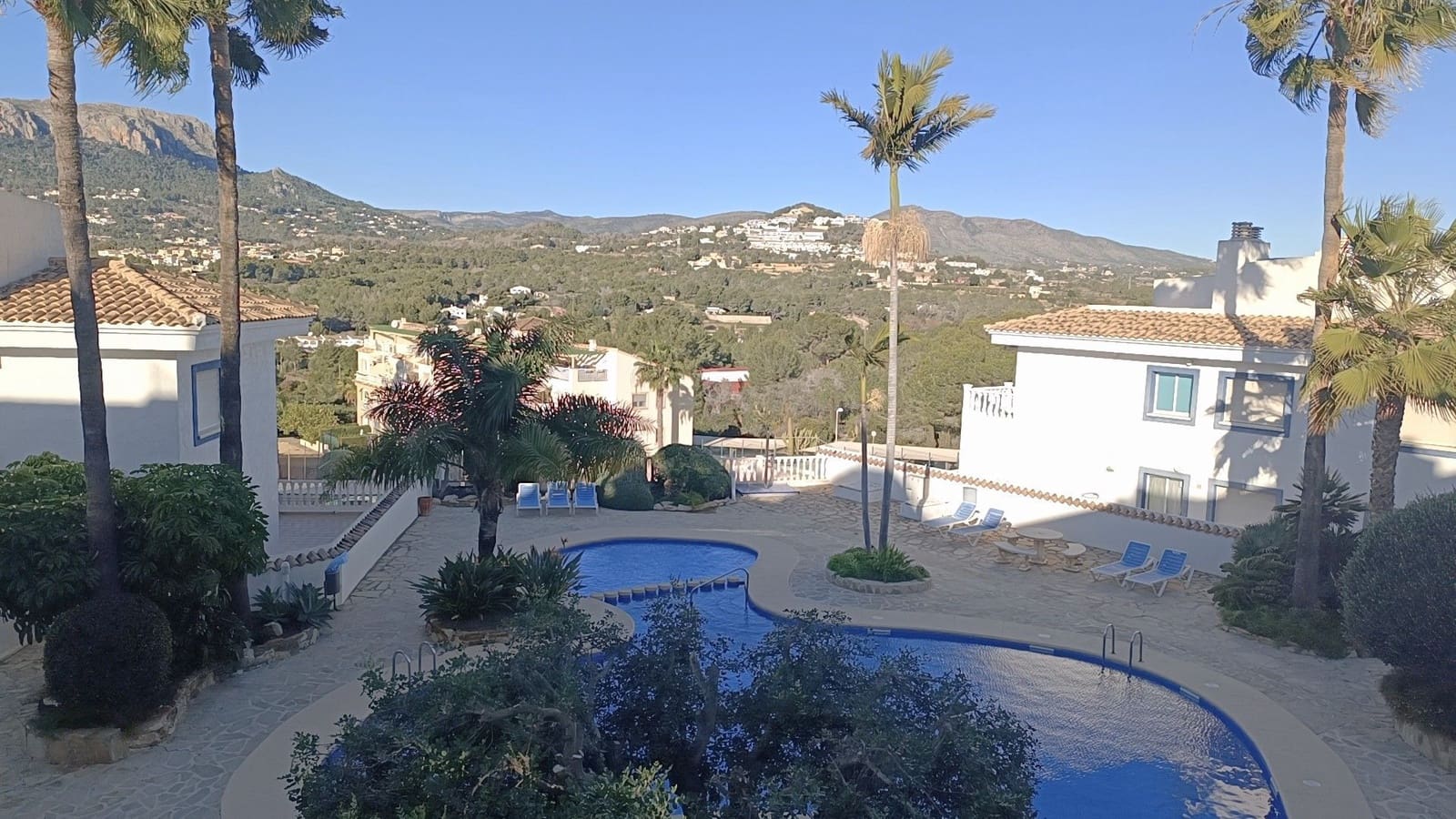 2 makuuhuone Huoneisto myytävänä paikassa Calpe / Calp mukana uima-altaan 
autotalli - 280 000 € (Ref: 9488203)