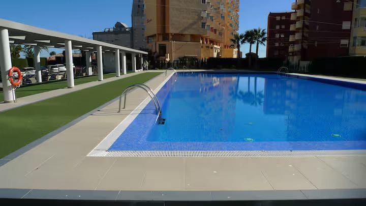 Studio till salu i Calpe / Calp med pool - 187 000 € (Ref: 9491117)