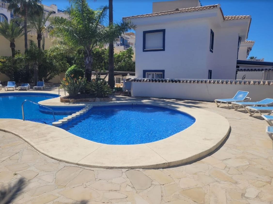 2 bedroom Apartment for sale in Calpe / Calp with pool garage - € 310,000 (Ref: 9496927)