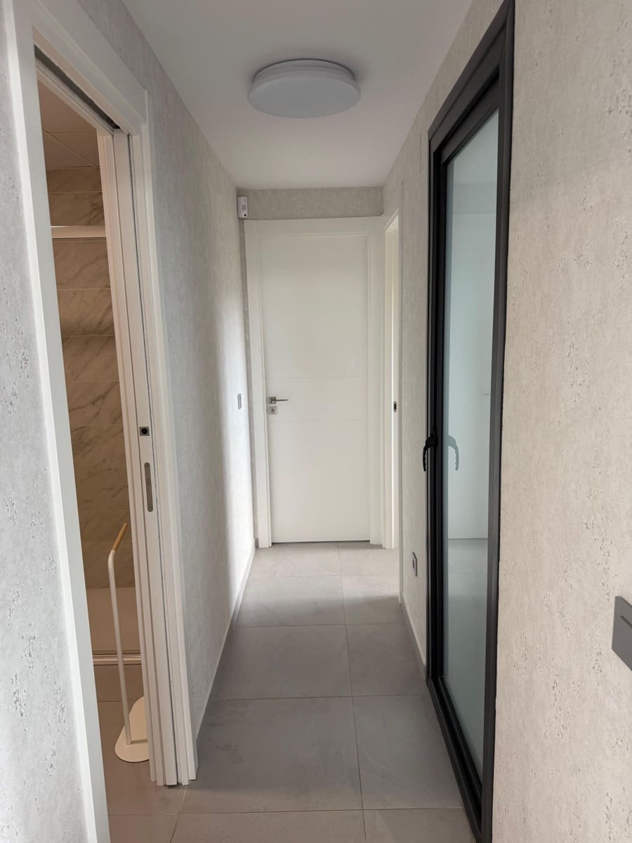 Apartamento de 3 habitaciones en Benidorm en venta con piscina garaje - 625.000 € (Ref: 9533272)
