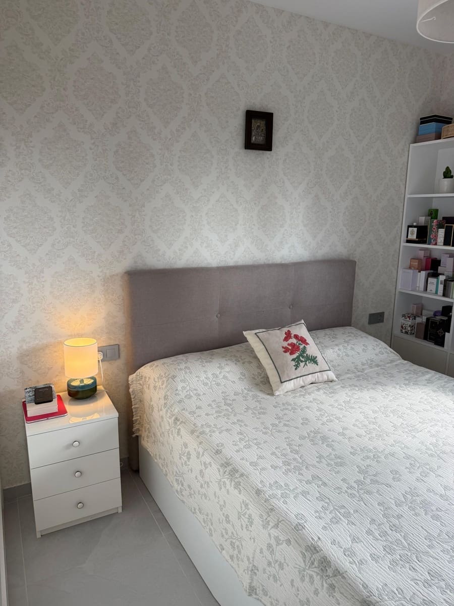 Apartamento de 3 habitaciones en Benidorm en venta con piscina garaje - 625.000 € (Ref: 9533272)