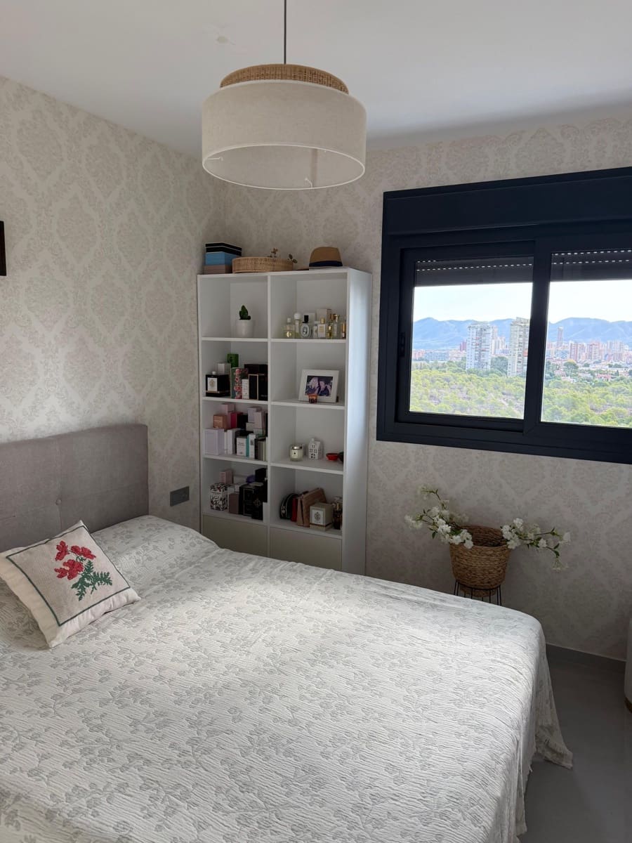 Apartamento de 3 habitaciones en Benidorm en venta con piscina garaje - 625.000 € (Ref: 9533272)