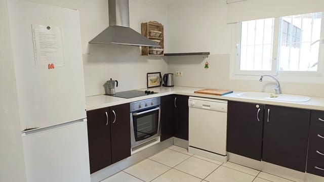 3 soveværelse Semi-Rækkehus til salg i Calpe / Calp med swimmingpool garage - € 375.000 (Ref: 9540845)