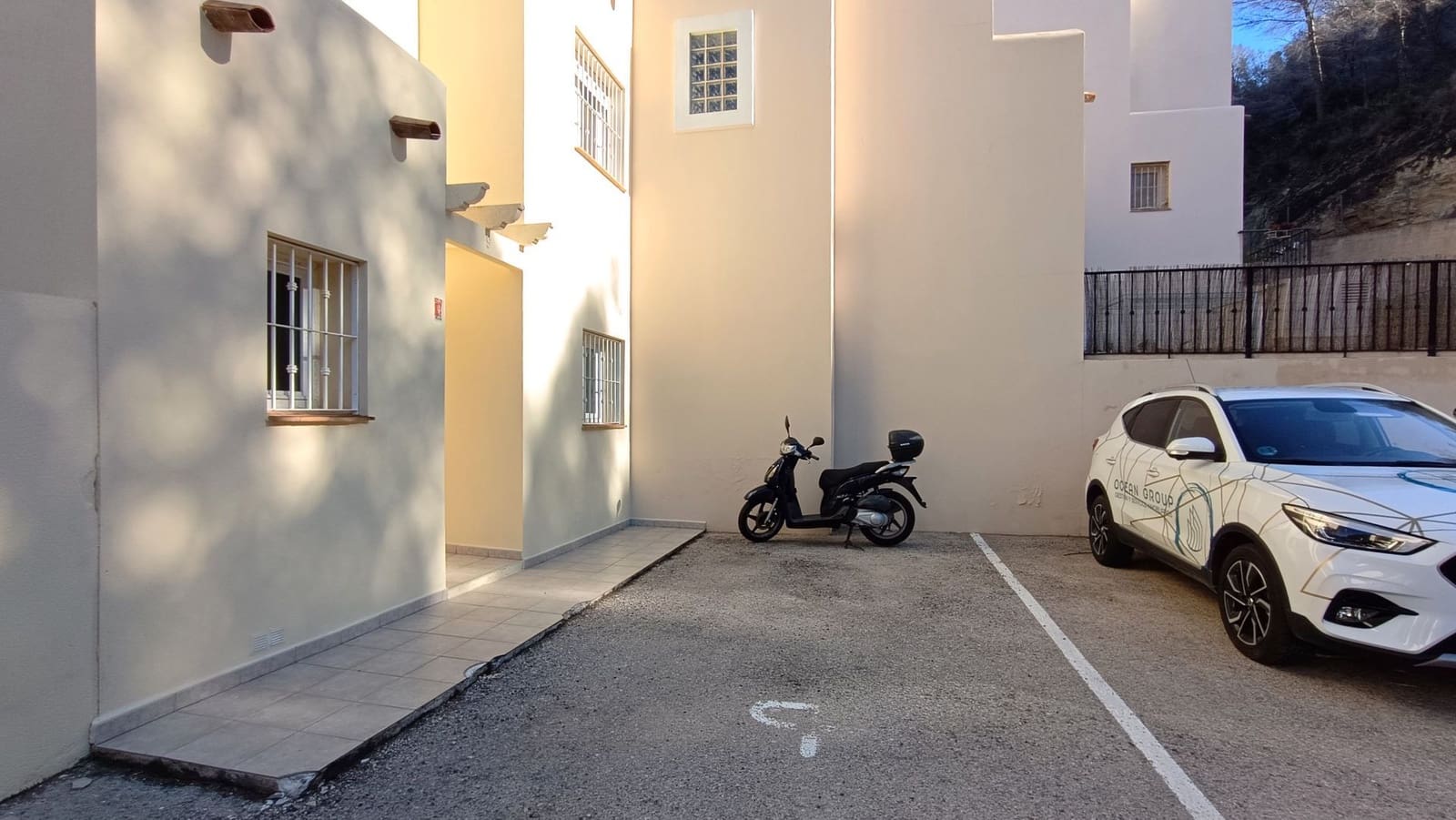3 soveværelse Semi-Rækkehus til salg i Calpe / Calp med swimmingpool garage - € 375.000 (Ref: 9540845)