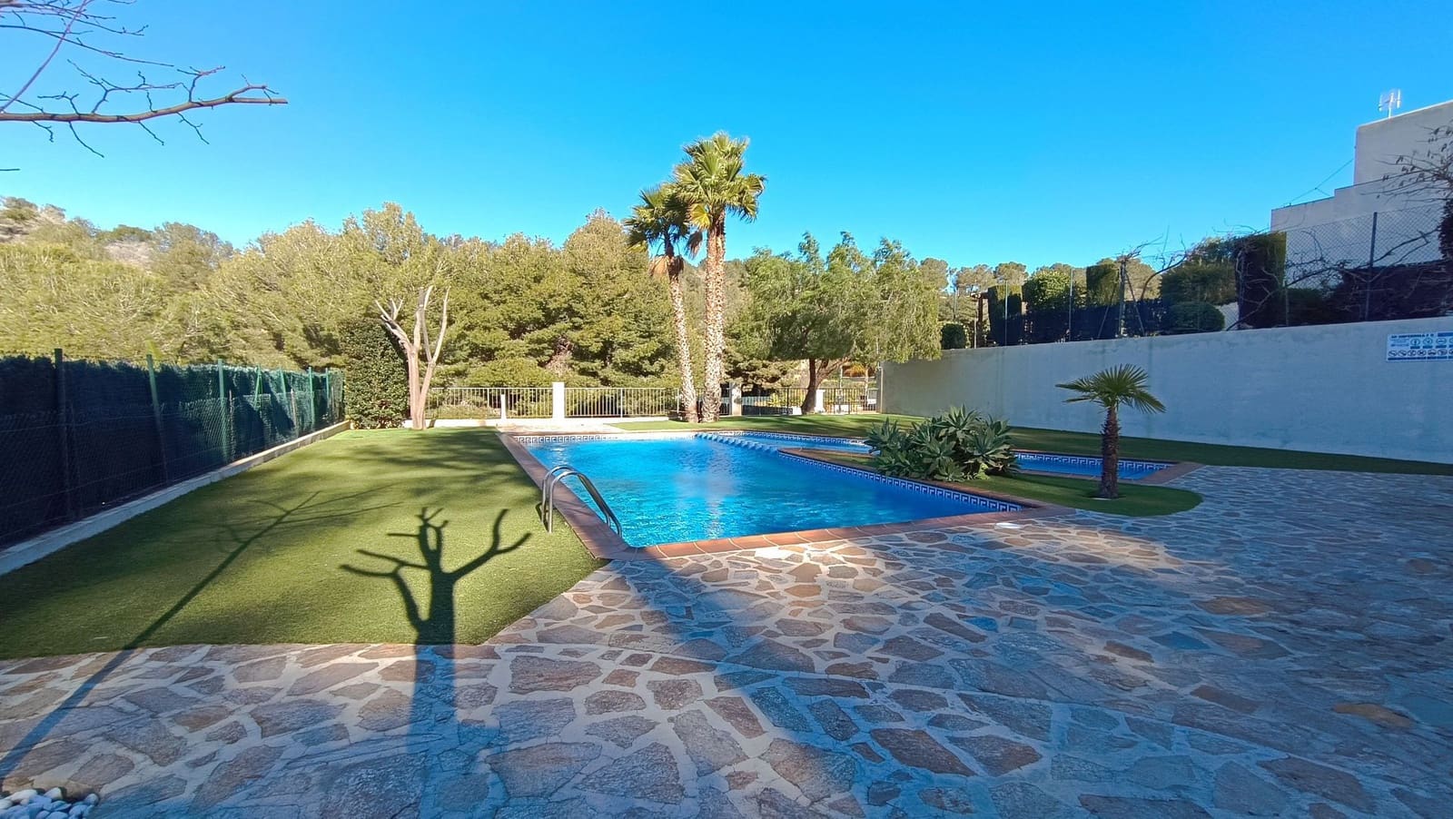 3 soveværelse Semi-Rækkehus til salg i Calpe / Calp med swimmingpool garage - € 375.000 (Ref: 9540845)