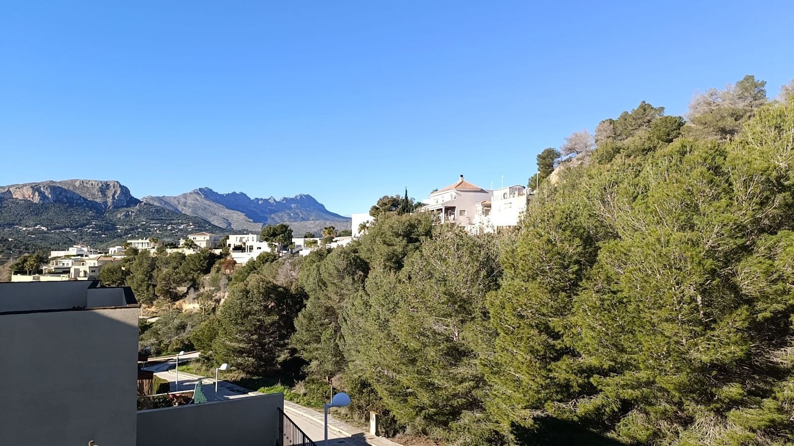 3 soveværelse Semi-Rækkehus til salg i Calpe / Calp med swimmingpool garage - € 375.000 (Ref: 9540845)