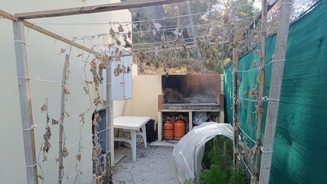 3 soveværelse Semi-Rækkehus til salg i Calpe / Calp med swimmingpool garage - € 375.000 (Ref: 9540845)