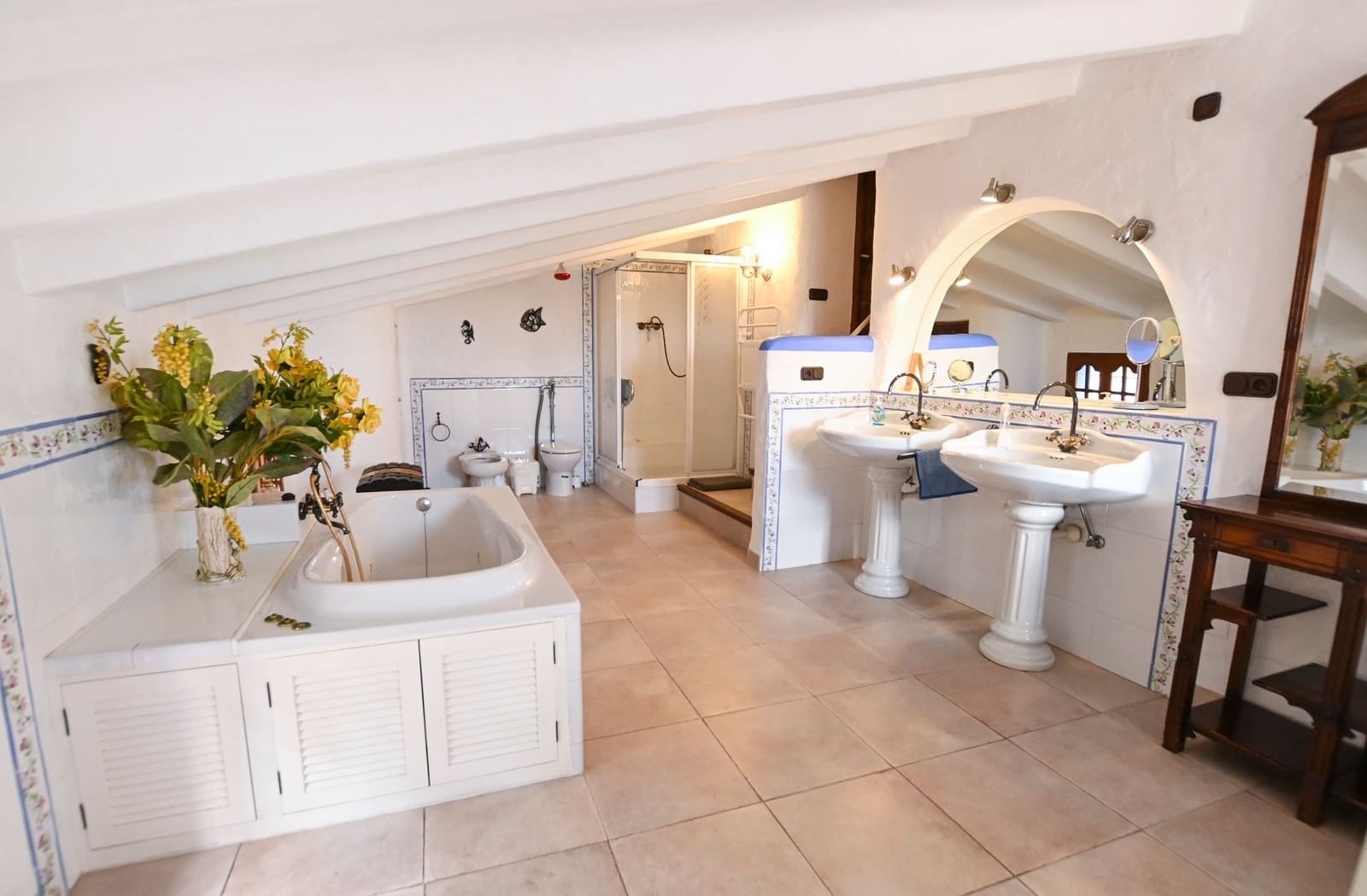 4 soveværelse Villa til salg i Calpe / Calp med swimmingpool garage - € 2.500.000 (Ref: 9564821)