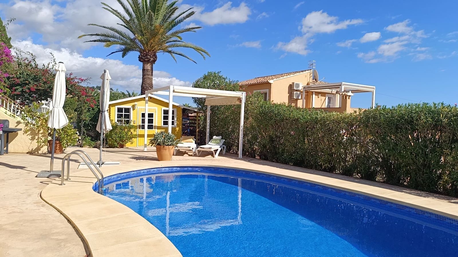 4 Zimmer Villa zu verkaufen in Calpe / Calp mit Pool Garage - 695.000 € (Ref: 9690094)