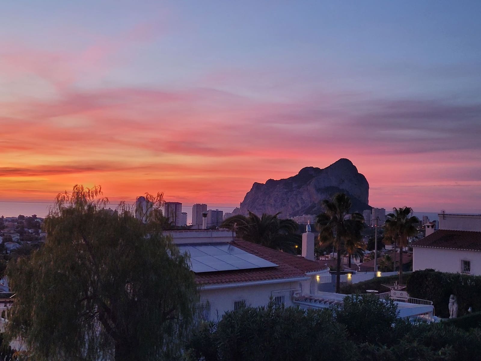 4 Zimmer Villa zu verkaufen in Calpe / Calp mit Pool Garage - 695.000 € (Ref: 9690094)