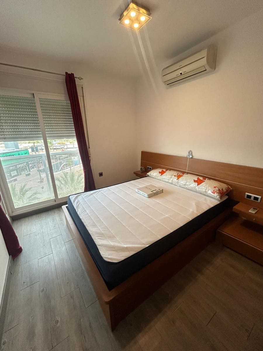 3 bedroom Apartment for sale in Calpe / Calp - € 255,000 (Ref: 9714567)