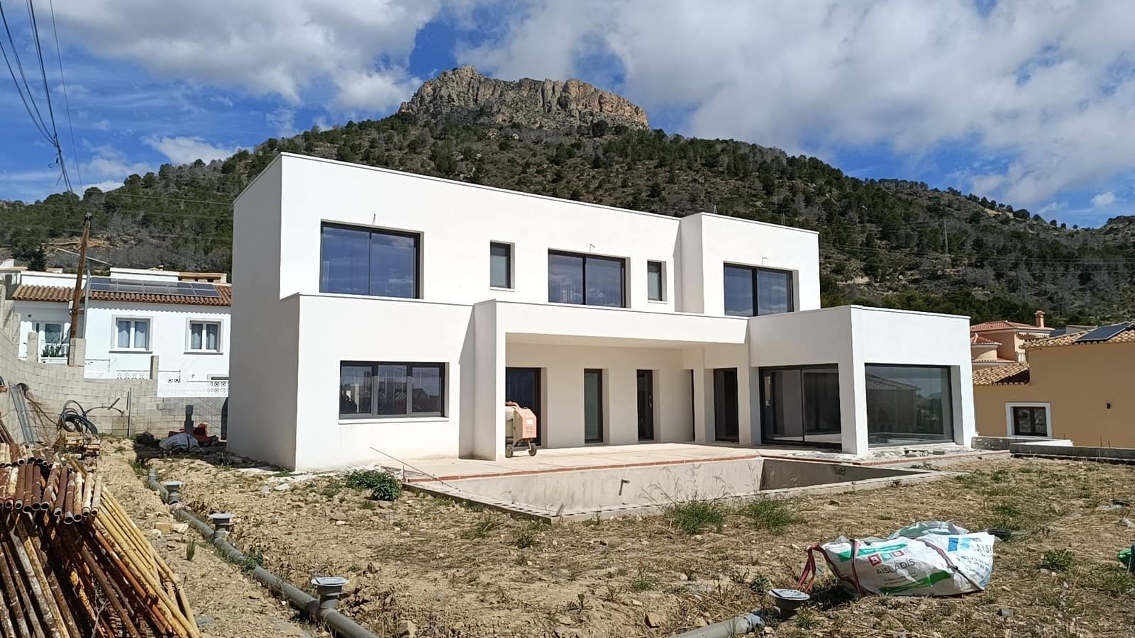 3 Zimmer Villa zu verkaufen in Calpe / Calp mit Pool Garage - 950.000 € (Ref: 9842630)