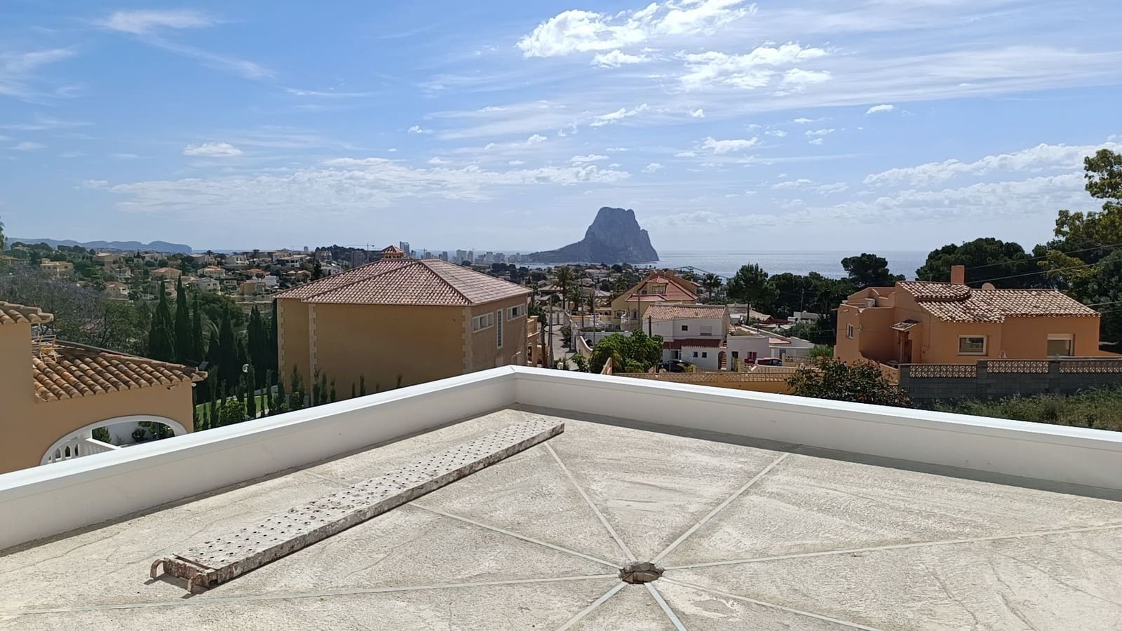 3 Zimmer Villa zu verkaufen in Calpe / Calp mit Pool Garage - 950.000 € (Ref: 9842630)