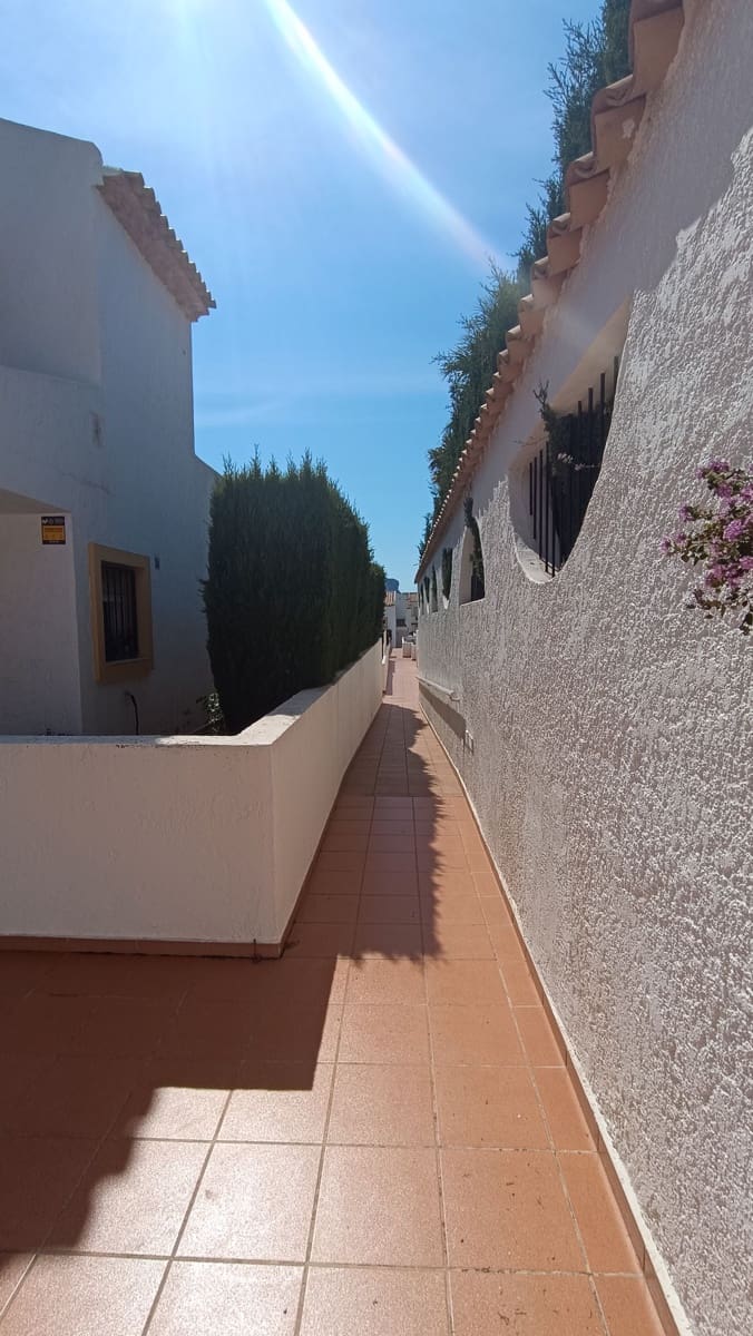 3 bedroom Bungalow for sale in Calpe / Calp with pool garage - € 360,000 (Ref: 9842631)