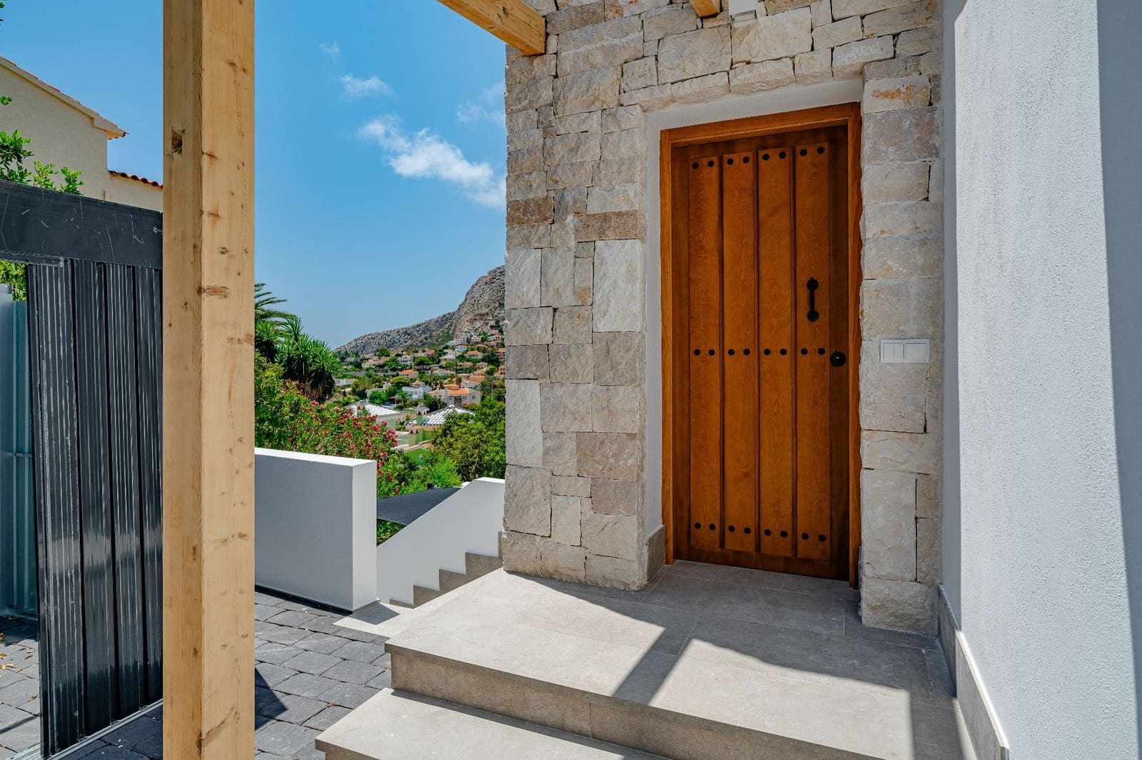 4 quarto Moradia para venda em Calpe / Calp com piscina garagem - 1 099 000 € (Ref: 9907134)