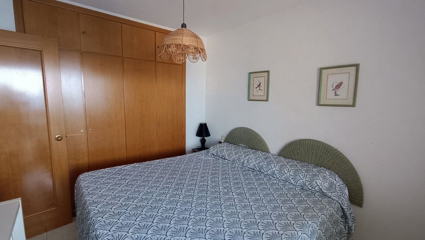 1 quarto Apartamento para venda em Calpe / Calp com piscina - 298 000 € (Ref: 9953793)