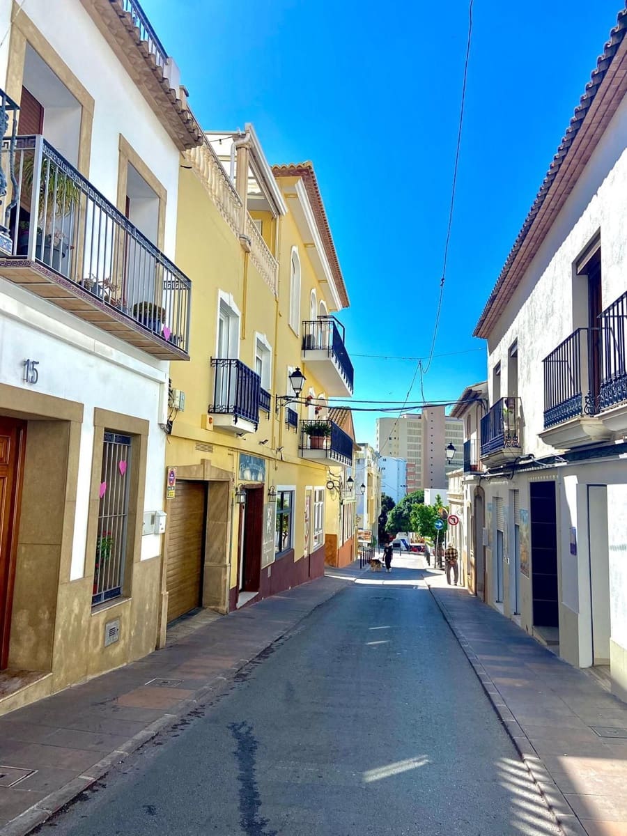 2 slaapkamer Appartement te koop in Calpe / Calp - € 250.000 (Ref: 9957538)