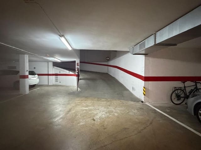 Garasje til salgs i Centre, Lloret de Mar - € 35 000 (Ref: 10154913)