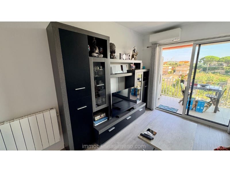 1 slaapkamer Appartement te koop in Lloret de Mar met zwembad garage - € 135.000 (Ref: 10166343)
