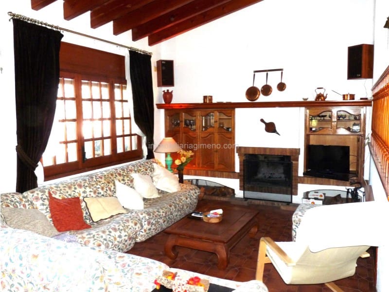 8 sovrum Villa till salu i Lloret de Mar - 310 000 € (Ref: 7694927)