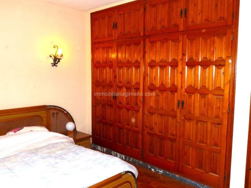 8 sovrum Villa till salu i Lloret de Mar - 310 000 € (Ref: 7694927)