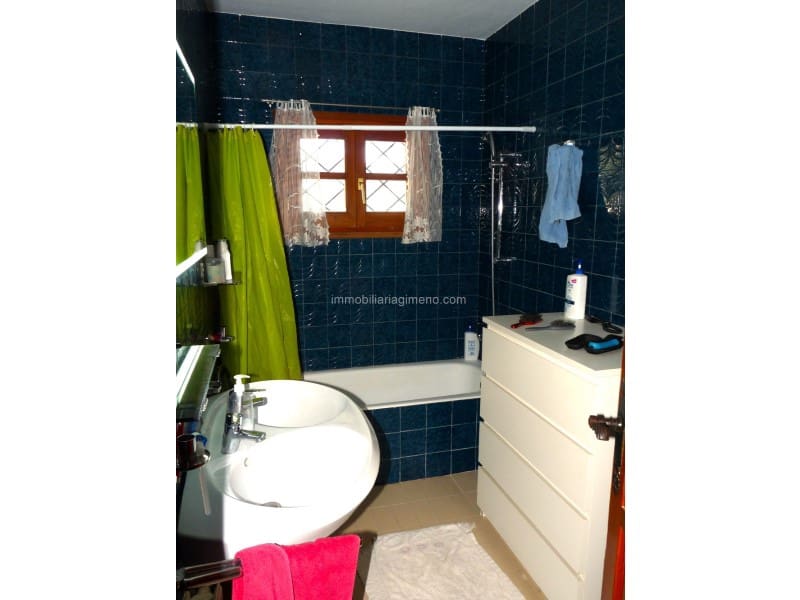 8 sovrum Villa till salu i Lloret de Mar - 310 000 € (Ref: 7694927)