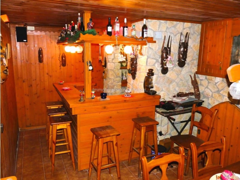 8 sovrum Villa till salu i Lloret de Mar - 310 000 € (Ref: 7694927)