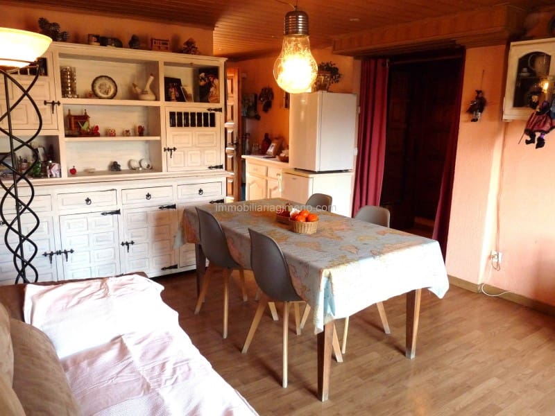 8 sovrum Villa till salu i Lloret de Mar - 310 000 € (Ref: 7694927)