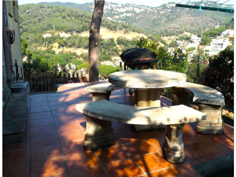 8 sovrum Villa till salu i Lloret de Mar - 310 000 € (Ref: 7694927)
