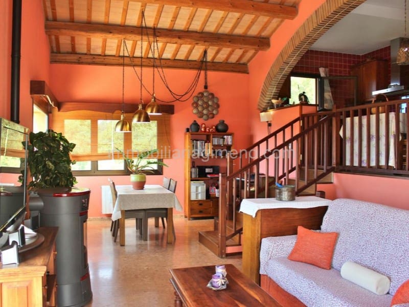 6 soveværelse Villa til salg i Lloret de Mar med swimmingpool garage - € 395.000 (Ref: 7694929)