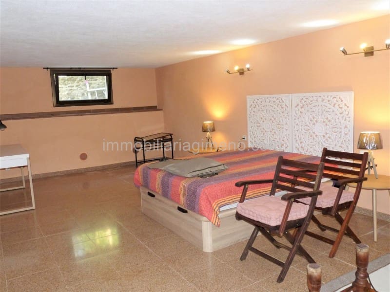 6 soveværelse Villa til salg i Lloret de Mar med swimmingpool garage - € 395.000 (Ref: 7694929)