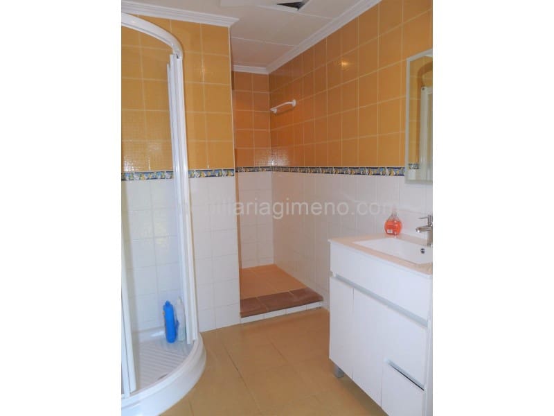 6 soveværelse Villa til salg i Lloret de Mar med swimmingpool garage - € 395.000 (Ref: 7694929)