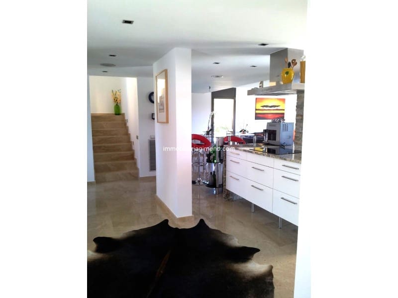 4 soveværelse Villa til salg i Lloret de Mar - € 1.250.000 (Ref: 7694933)