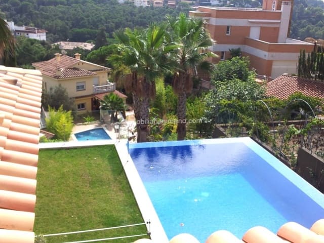 4 soverom Villa til salgs i Roca Grossa, Lloret de Mar - € 1 250 000 (Ref: 7694933)