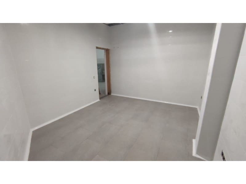 Commercial for rent in Lloret de Mar - € 550 (Ref: 7777060)