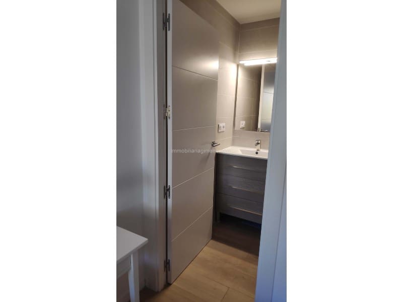 4 soveværelse Byhus til salg i Lloret de Mar med swimmingpool garage - € 396.000 (Ref: 8093884)