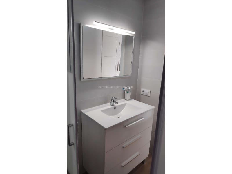 4 soveværelse Byhus til salg i Lloret de Mar med swimmingpool garage - € 396.000 (Ref: 8093884)